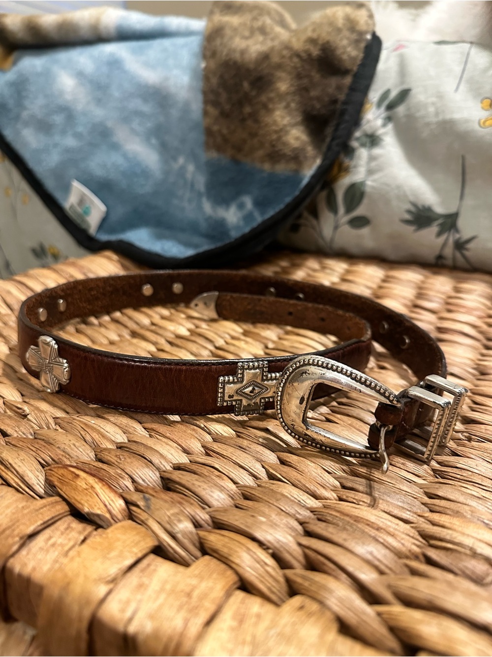 Vintage Western Genuine Leather Concho Brown Belt Silver Tone Cross 36”